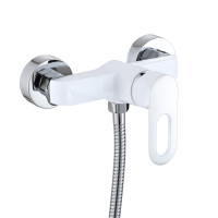 Змішувач для душу Lidz Latwa 010 (з душовим гарнітуром) (k40) LDLAT010WHI45426 White Змішувач для душу Lidz Latwa 010 (з душовим гарнітуром) (k40) LDLAT010WHI45426 White